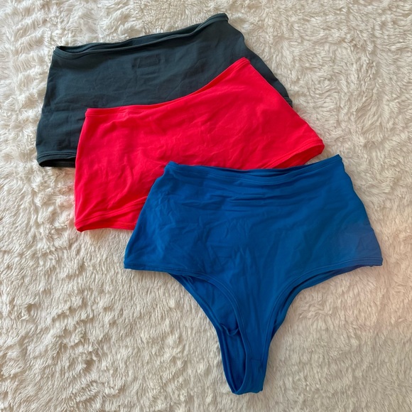 SKIMS High Waisted Thong Bundle of 3 in Pink, Slate, Blue (S) - Picture 2 of 7